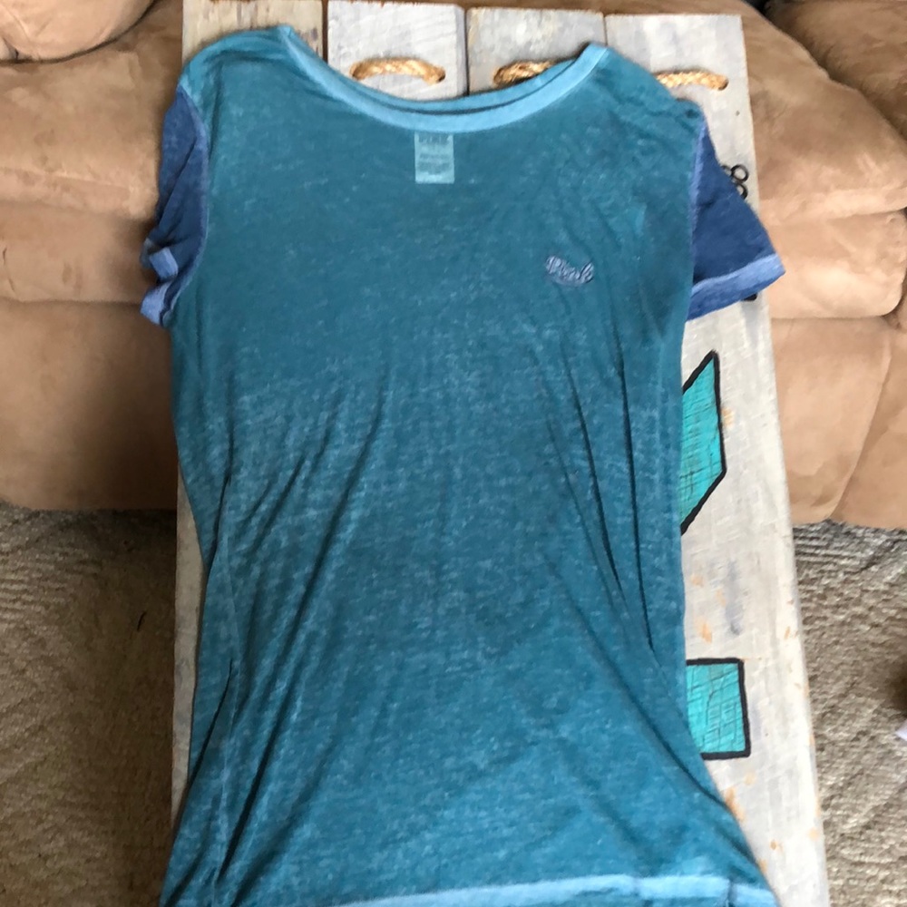 VS Pink burnout tee